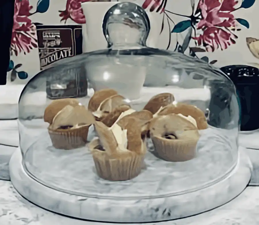 Marble Cake Stand with Wood or Brass Base: Pros & Cons